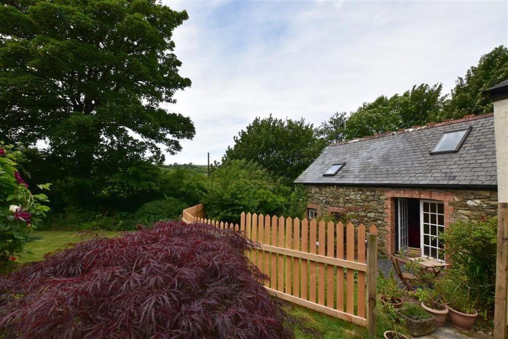 Cwmbrandy Cottage Fishguard Exterior photo